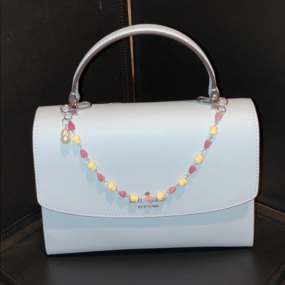 Hawaiian Pikake and Flower Purse Chain. - Picture 1 of 1
